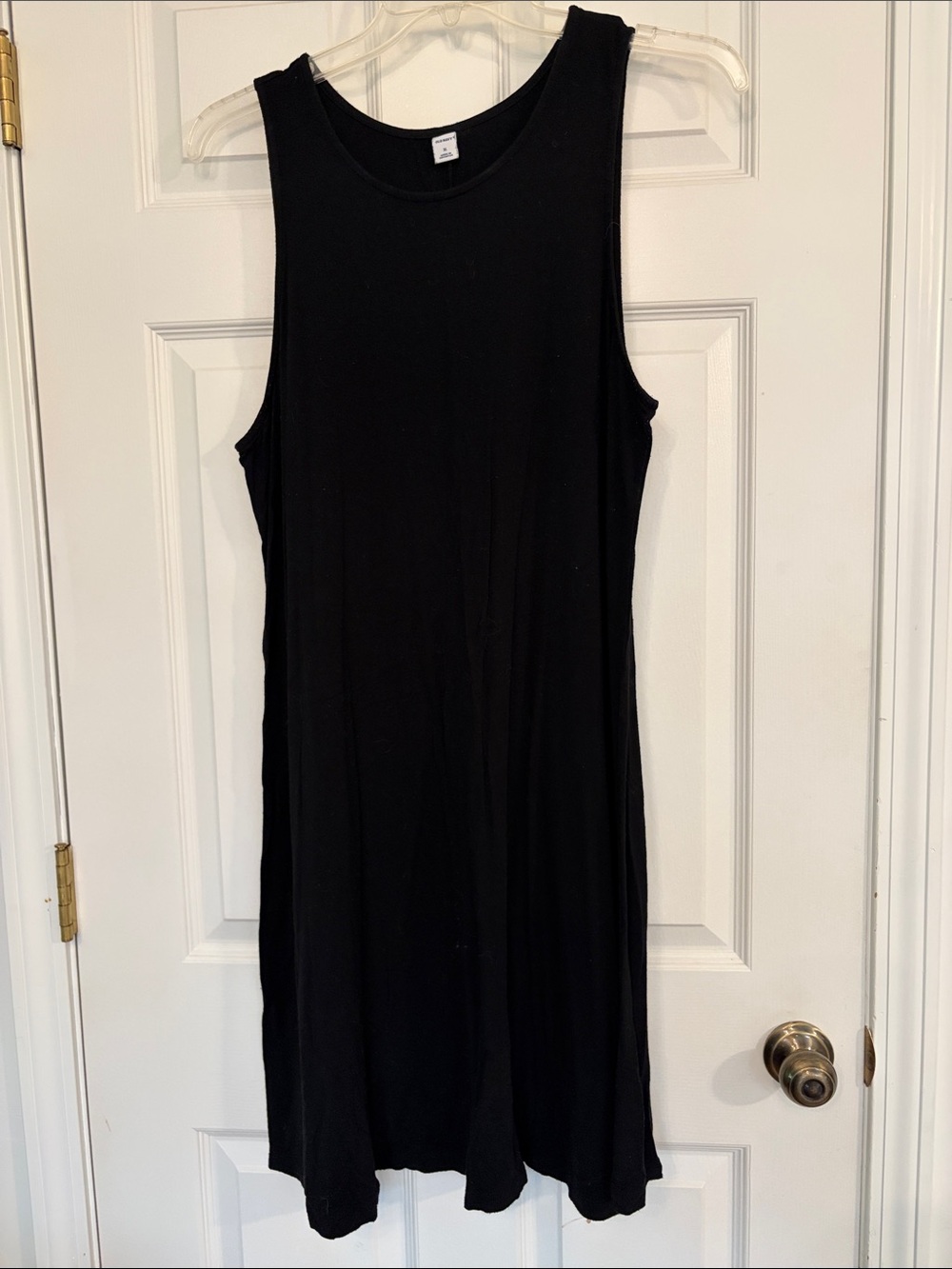 Classic Black Sleeveless Midi swing Dress
